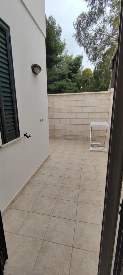 Casa Vacanze Il Sorriso Di Emi Torre Suda Exterior foto