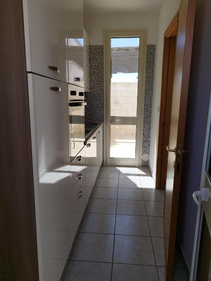 Casa Vacanze Il Sorriso Di Emi Torre Suda Exterior foto