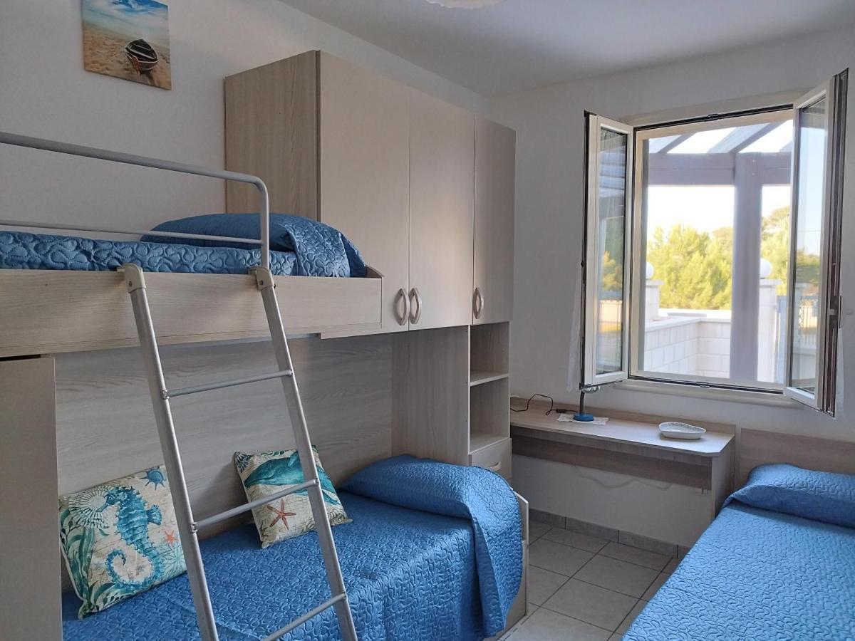 Casa Vacanze Il Sorriso Di Emi Torre Suda Exterior foto